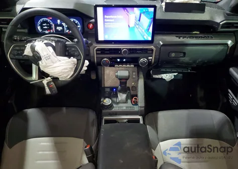 2025 Toyota Tacoma Double Cab z USA, uszkodzony, nr VIN 3TMLB5JN3SM093806